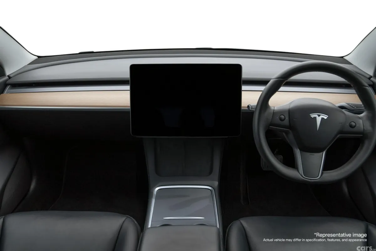 Tesla Model Y Saloon, Electric, 2023, White