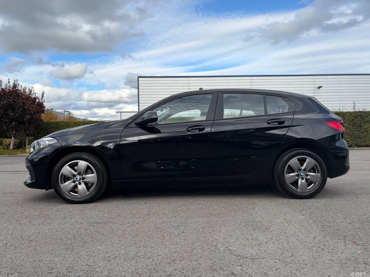BMW 1-Series Hatchback, Diesel, 2022, Black