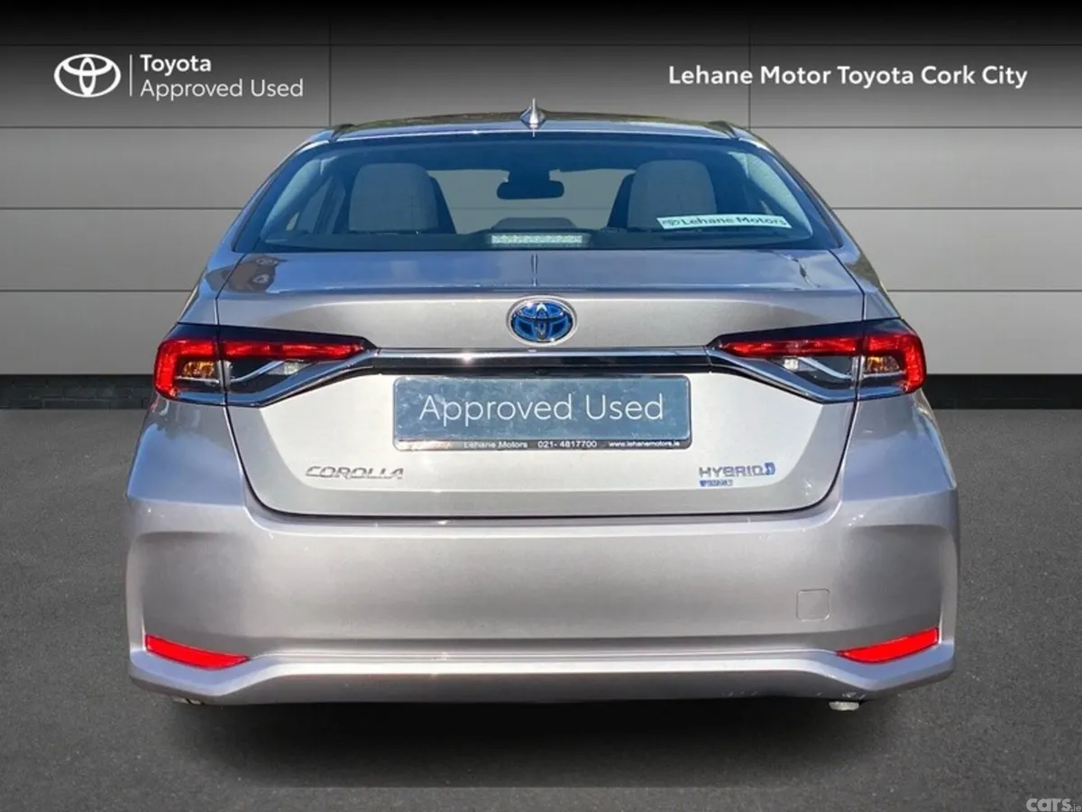 Toyota Corolla Saloon, Petrol Hybrid, 2022, Grey