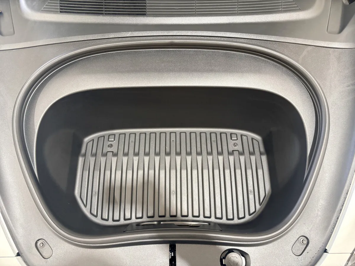 Tesla Model 3 Saloon, Electric, 2024, White
