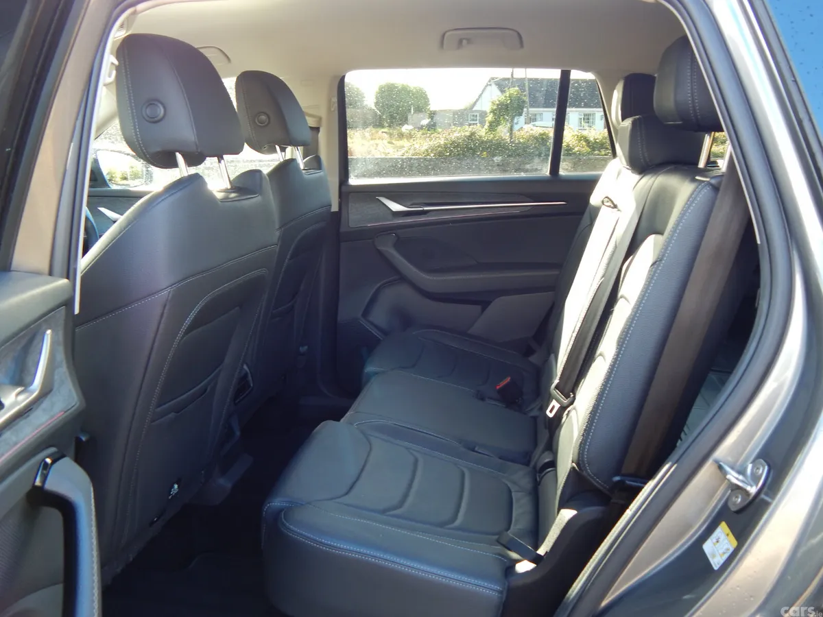 Skoda Kodiaq SUV, Diesel, 2024, Grey