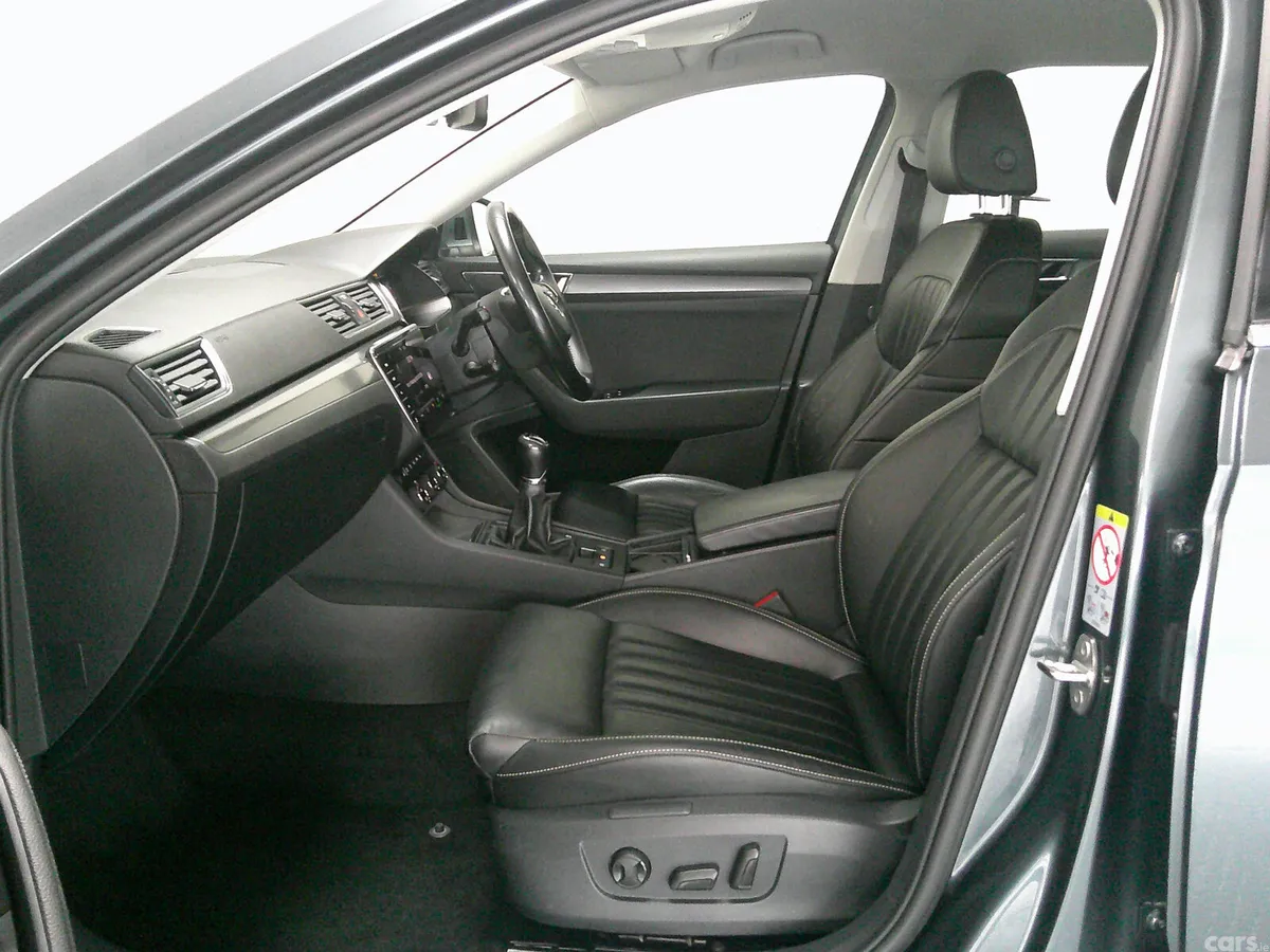 Skoda Superb Estate, Diesel, 2022, Grey