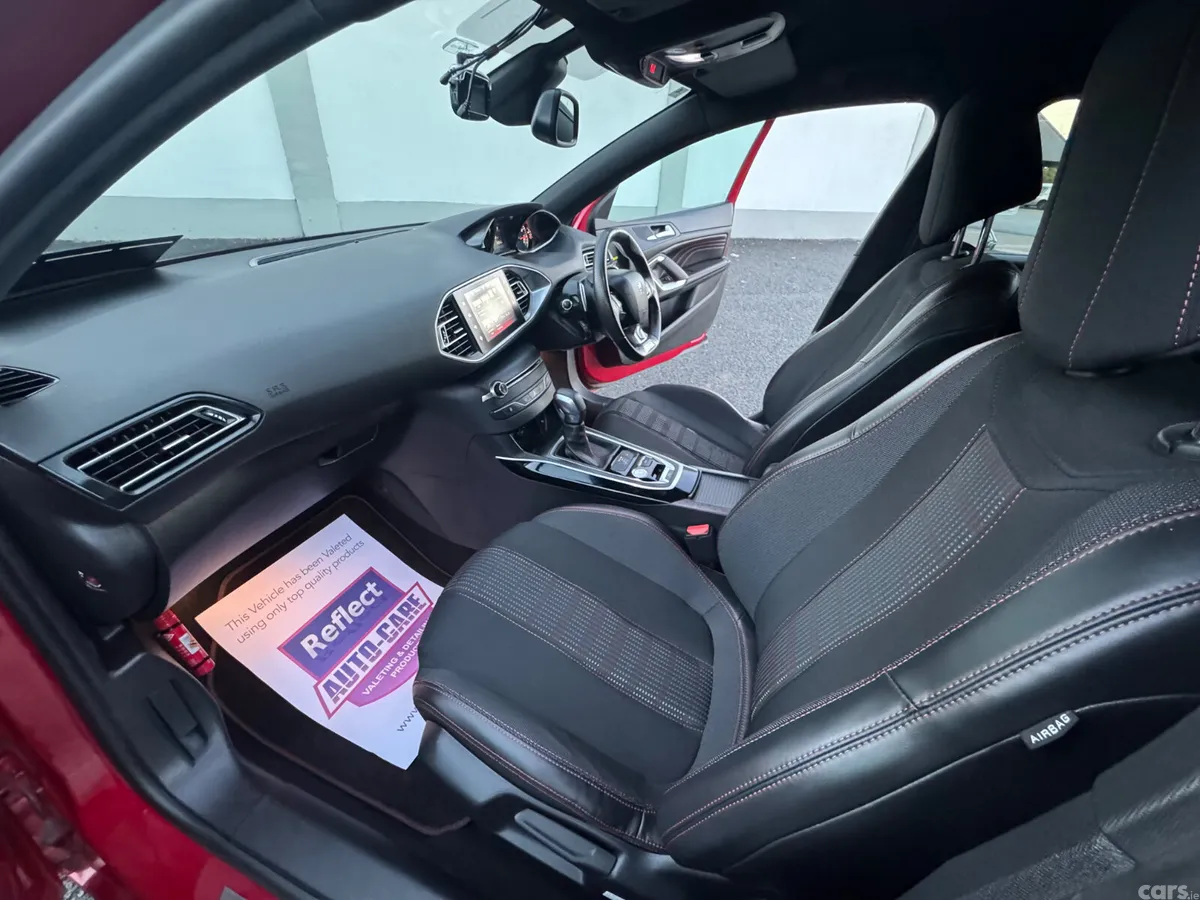 Peugeot 307 Hatchback, Petrol, 2017, Red