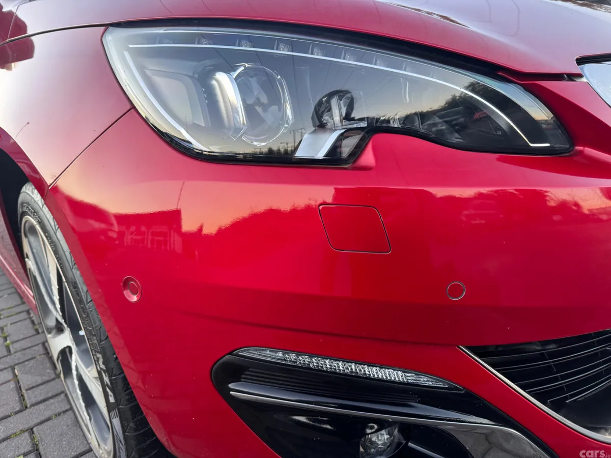 Peugeot 307 Hatchback, Petrol, 2017, Red