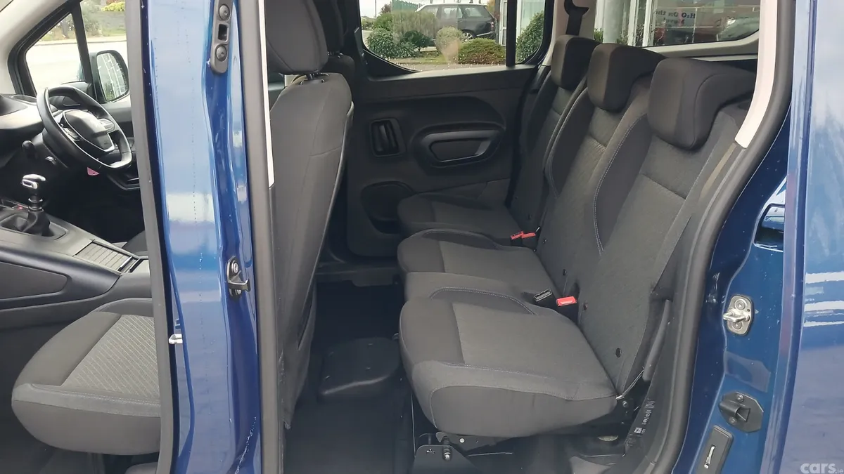 Peugeot Rifter MPV, Diesel, 2021, Blue