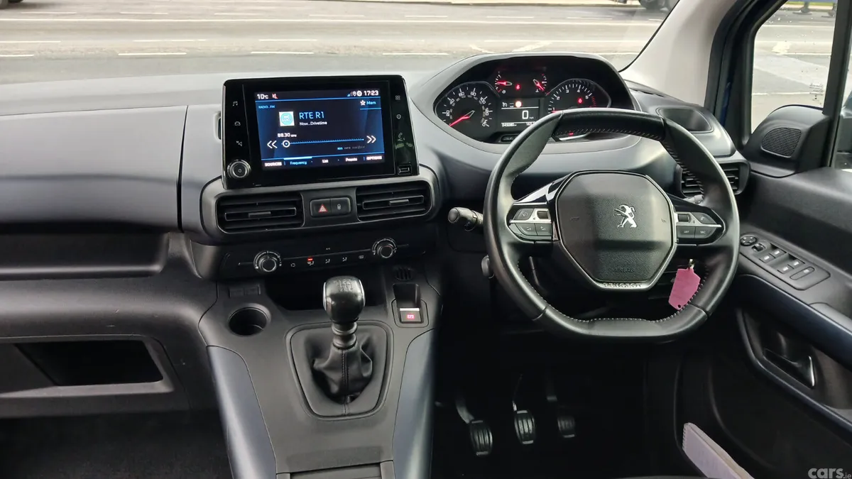 Peugeot Rifter MPV, Diesel, 2021, Blue