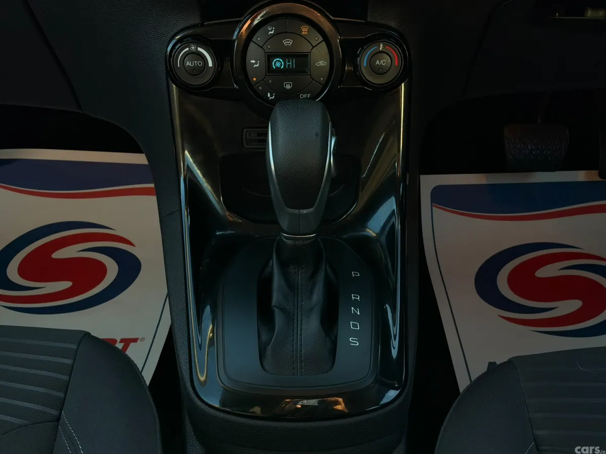 Ford Fiesta Hatchback, Petrol, 2015, Other