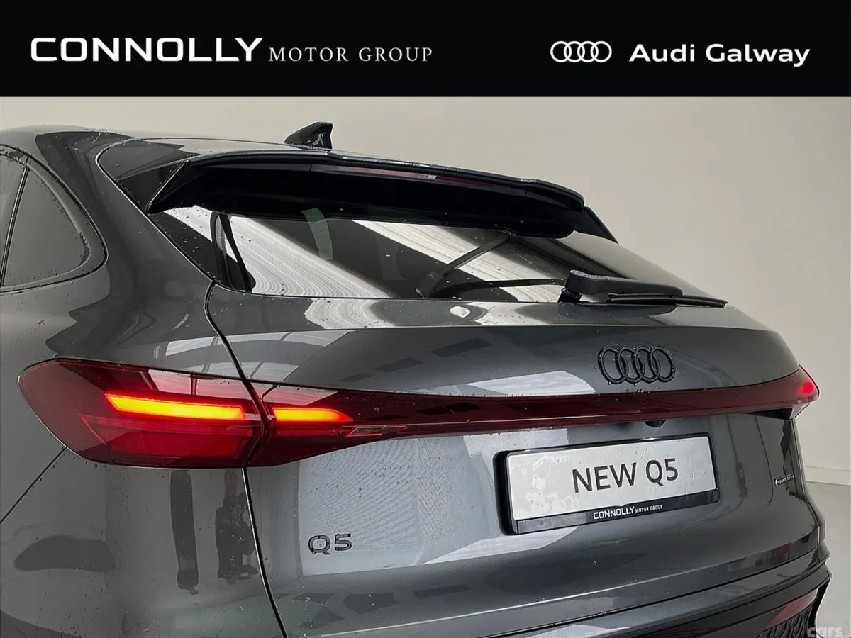 Audi Q5 SUV, Petrol Plug-in Hybrid, 2027, Grey