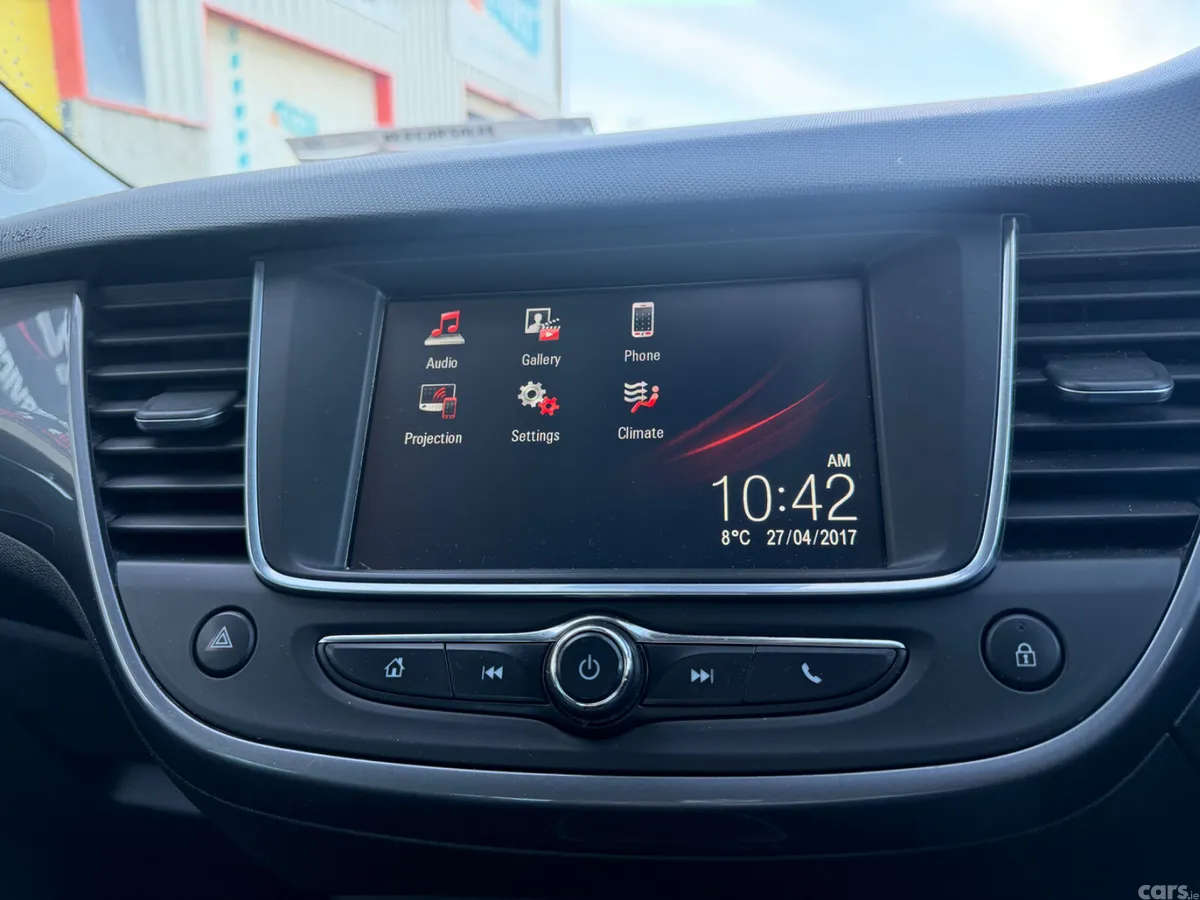 Opel Crossland X SUV, Petrol, 2018, Red