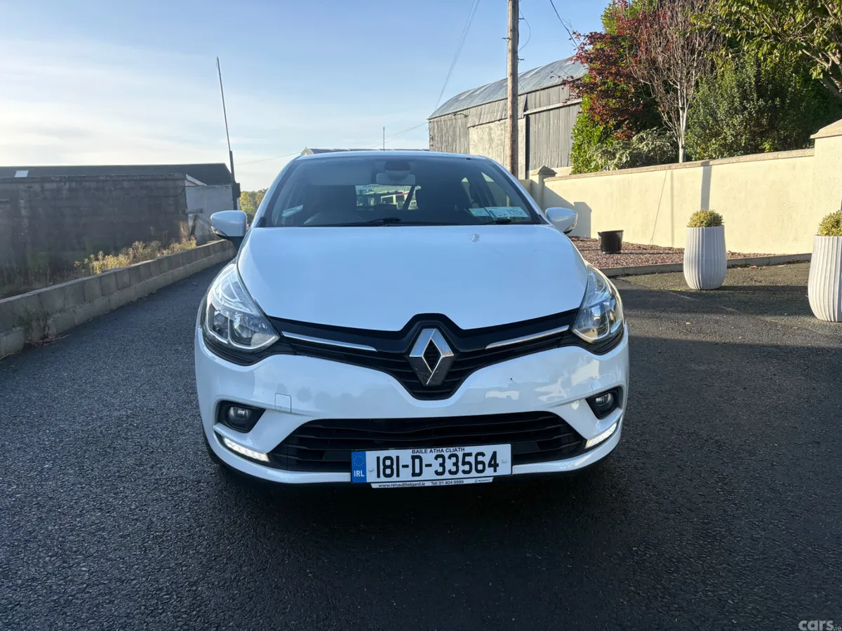 Renault Clio Hatchback, Petrol, 2018, White