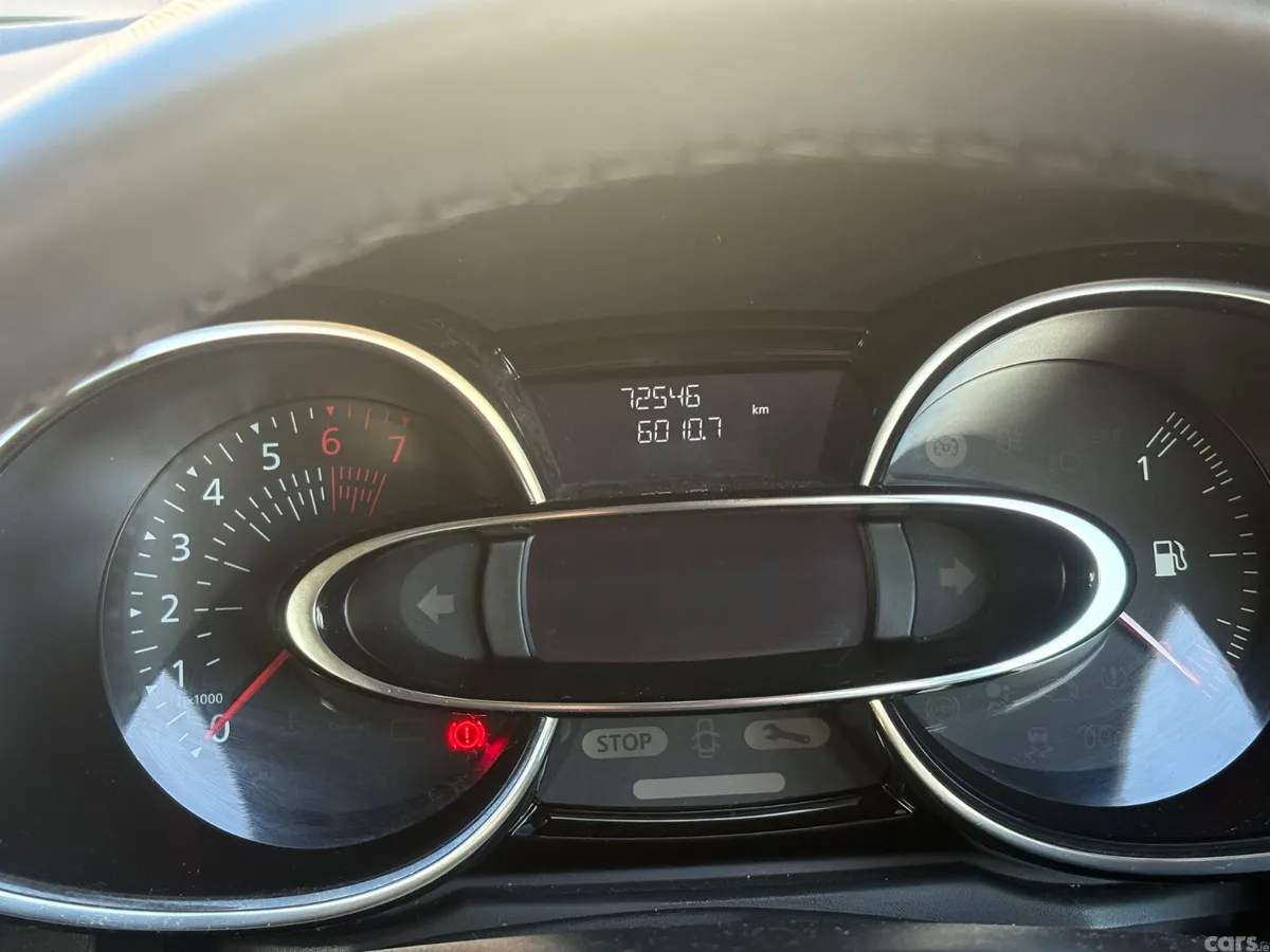 Renault Clio Hatchback, Petrol, 2018, White