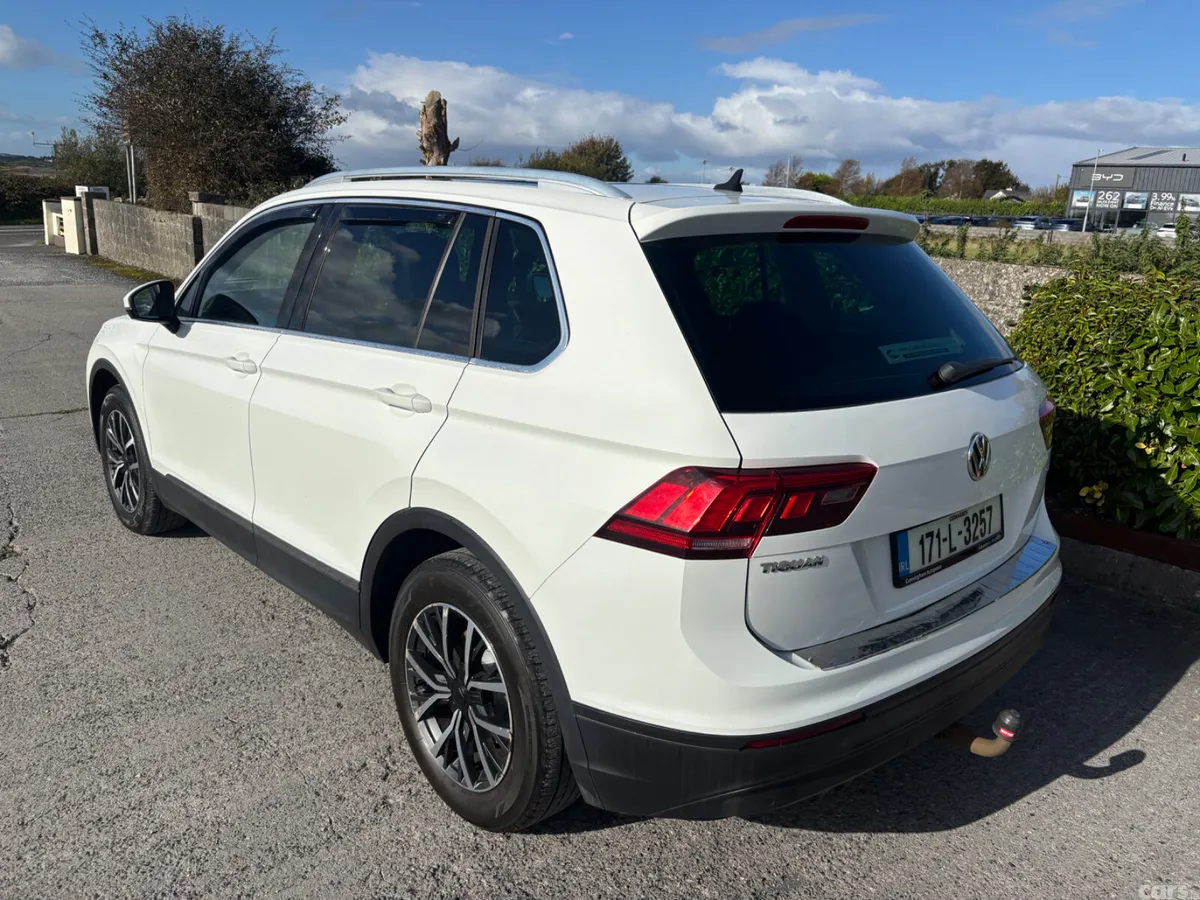 Volkswagen Tiguan SUV, Diesel, 2017, White