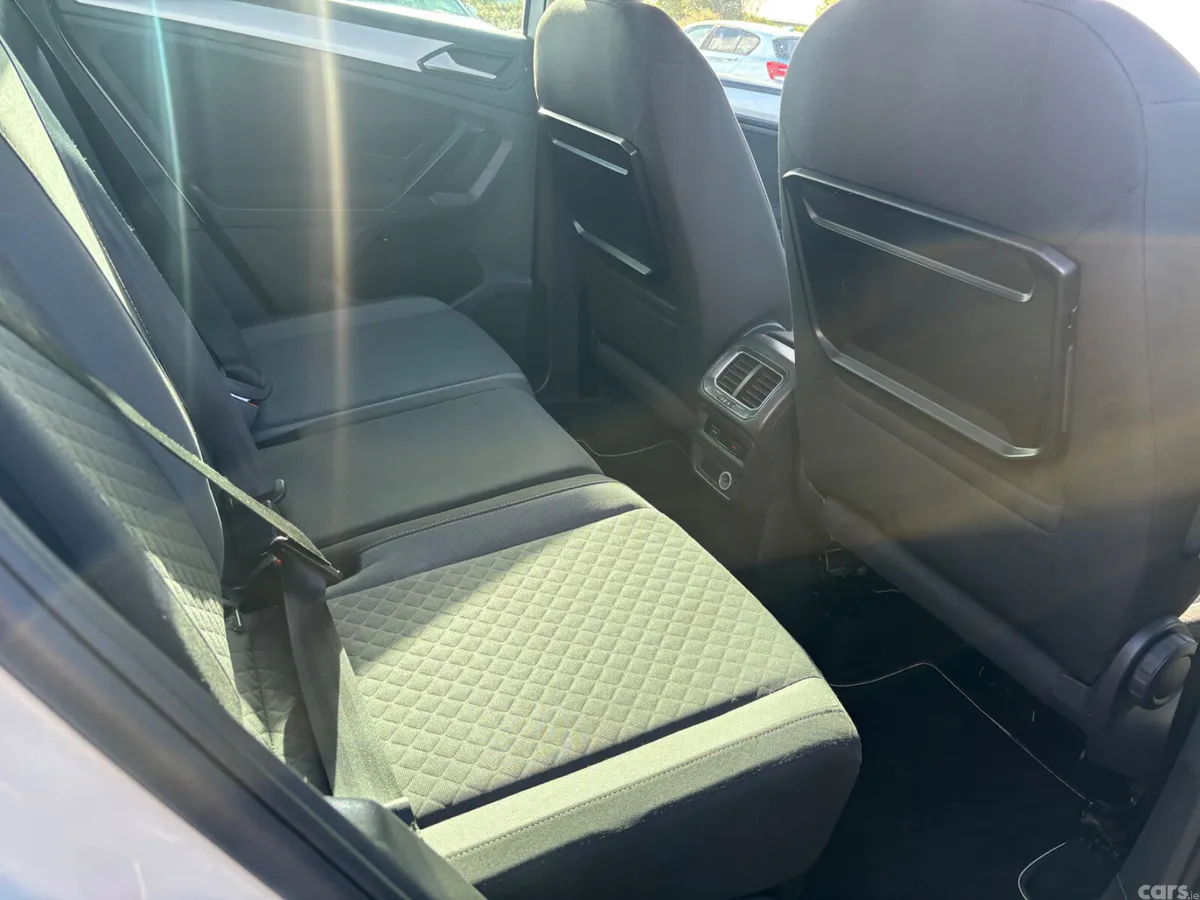 Volkswagen Tiguan SUV, Diesel, 2017, White