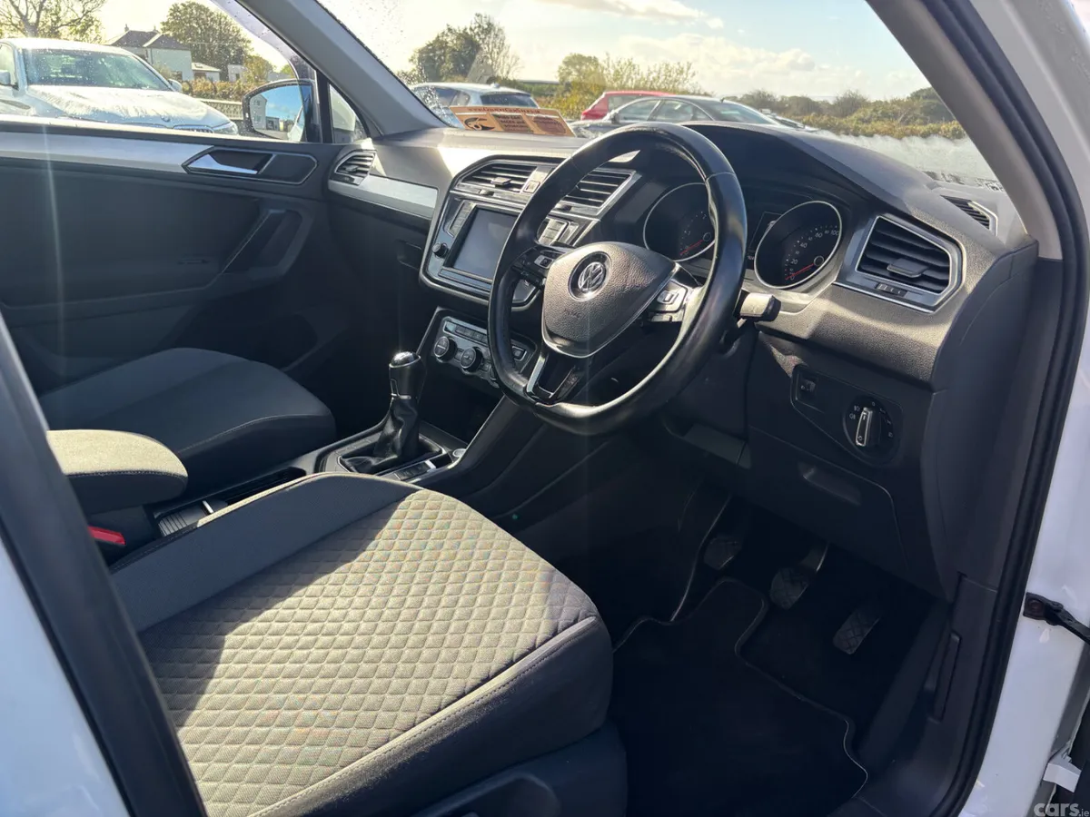 Volkswagen Tiguan SUV, Diesel, 2017, White