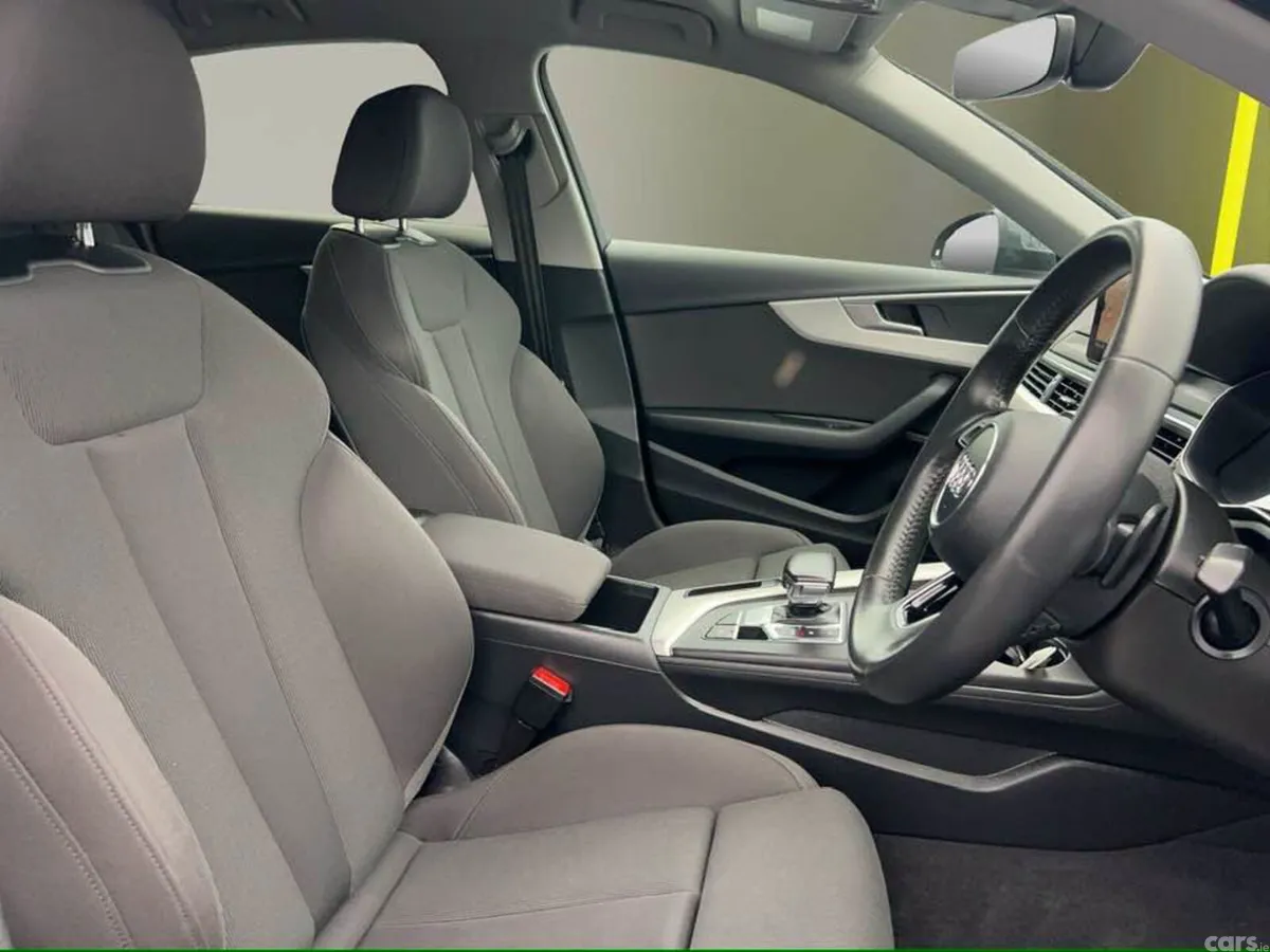 Audi A4 Saloon, Diesel, 2017, Grey