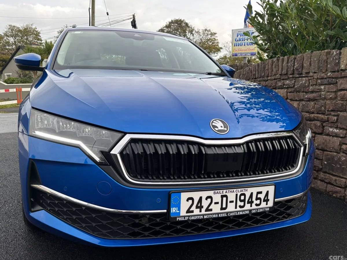 Skoda Octavia Estate, Diesel, 2024, Blue