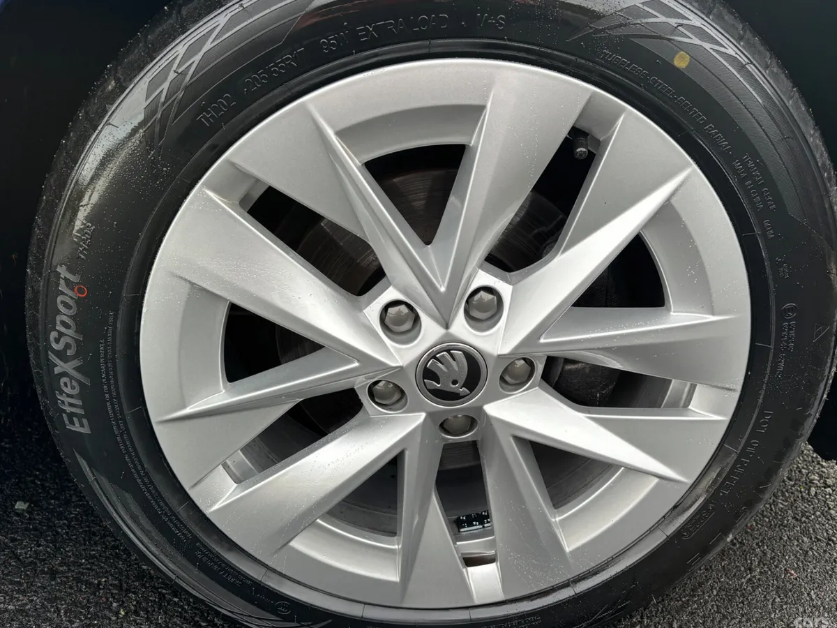 Skoda Octavia Estate, Diesel, 2024, Blue