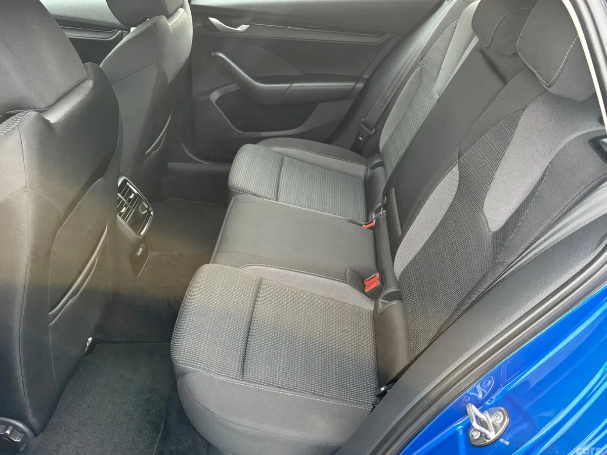 Skoda Octavia Estate, Diesel, 2024, Blue