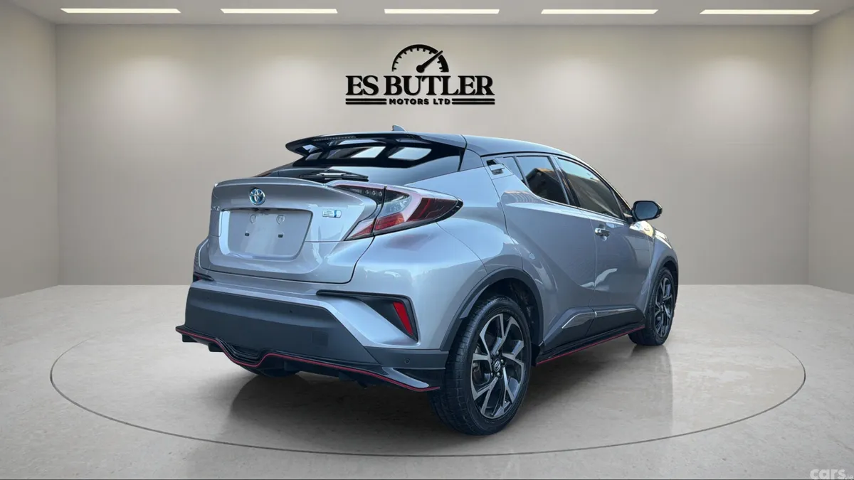 Toyota C-HR SUV, Petrol Hybrid, 2018, Grey
