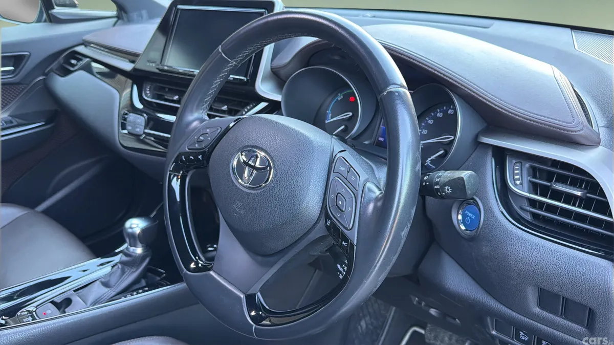 Toyota C-HR SUV, Petrol Hybrid, 2018, Grey