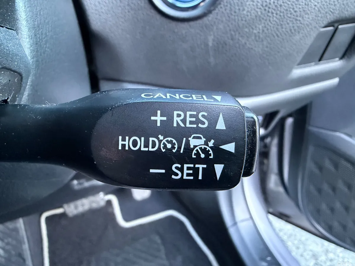 Toyota C-HR SUV, Petrol Hybrid, 2018, Grey
