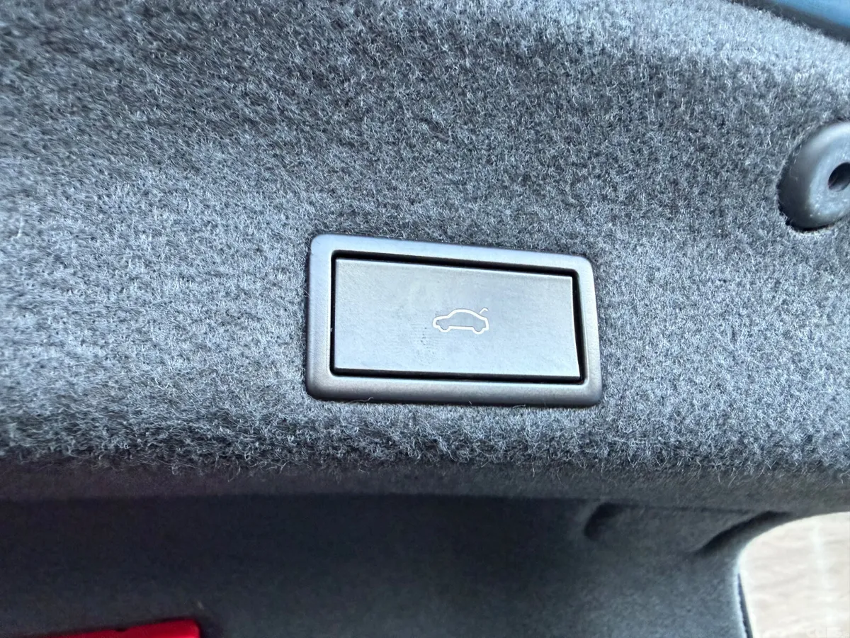 Volkswagen Passat Saloon, Diesel, 2018, Black