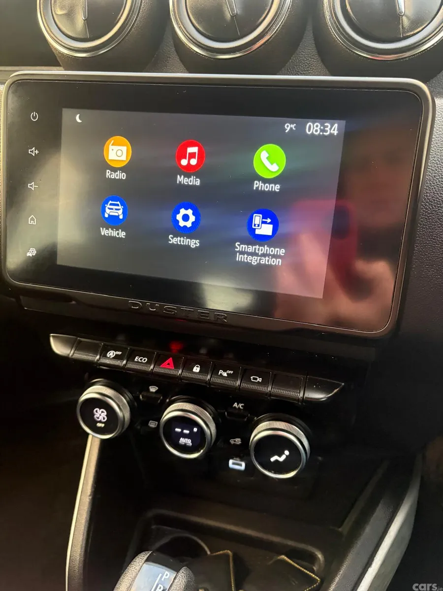 Dacia Duster SUV, Petrol, 2022, Red