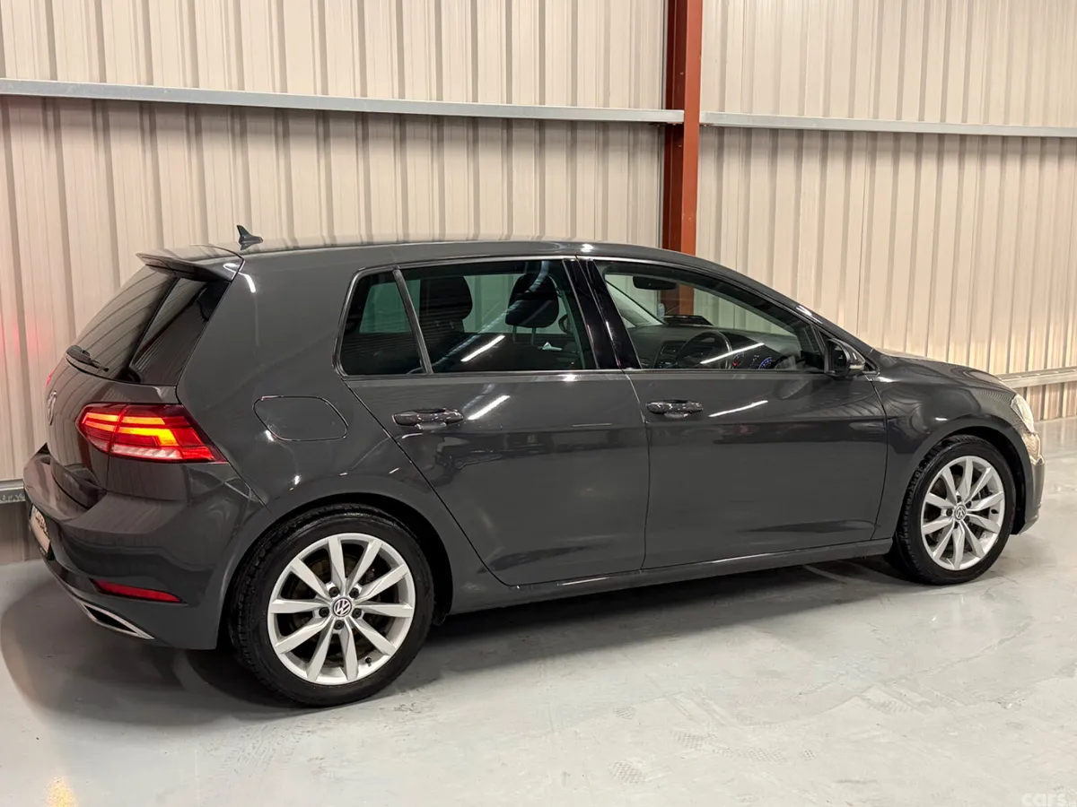 Volkswagen Golf Hatchback, Diesel, 2018, Grey
