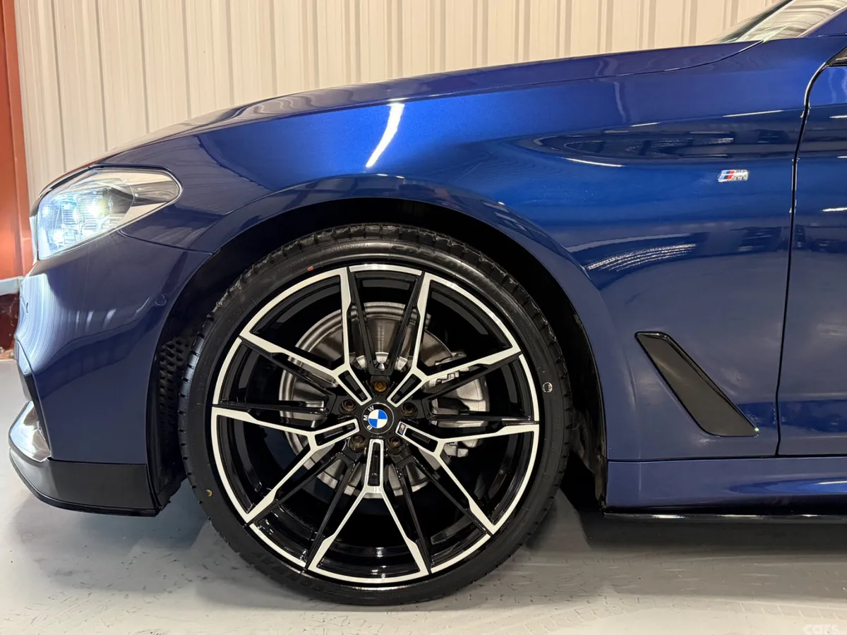 BMW 5-Series Saloon, Diesel, 2017, Blue