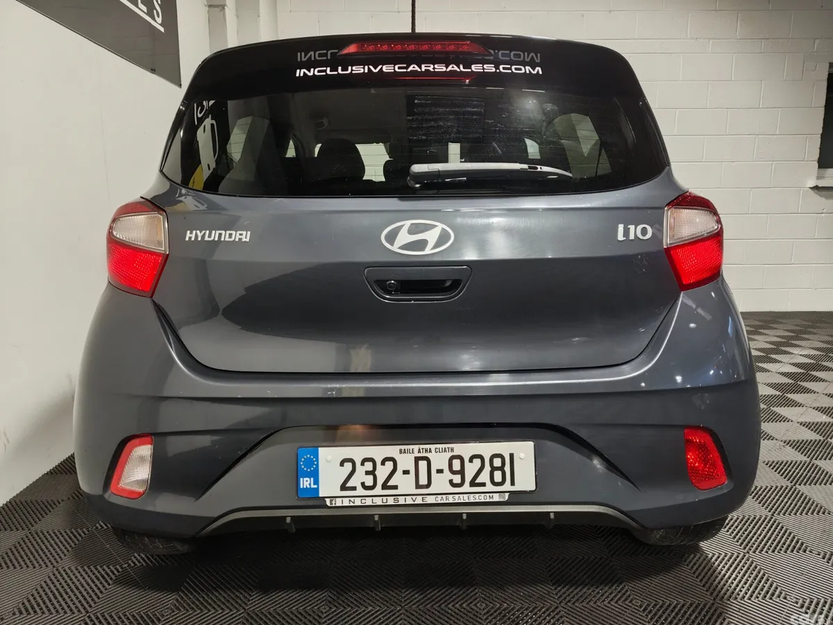 Hyundai i10 Hatchback, Petrol, 2023, Grey