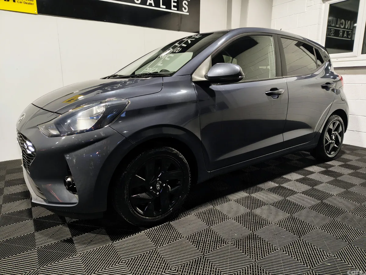 Hyundai i10 Hatchback, Petrol, 2023, Grey