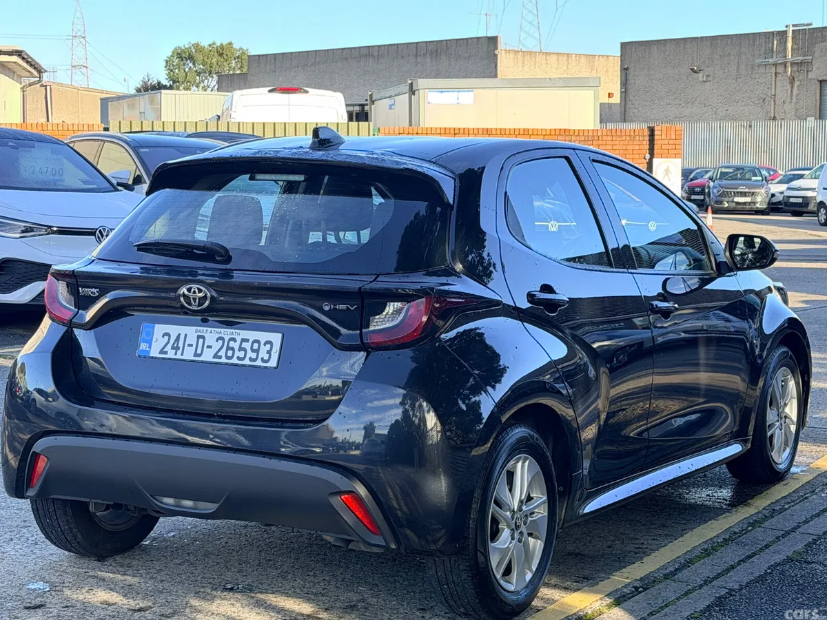 Toyota Yaris Hatchback, Petrol Hybrid, 2024, Black
