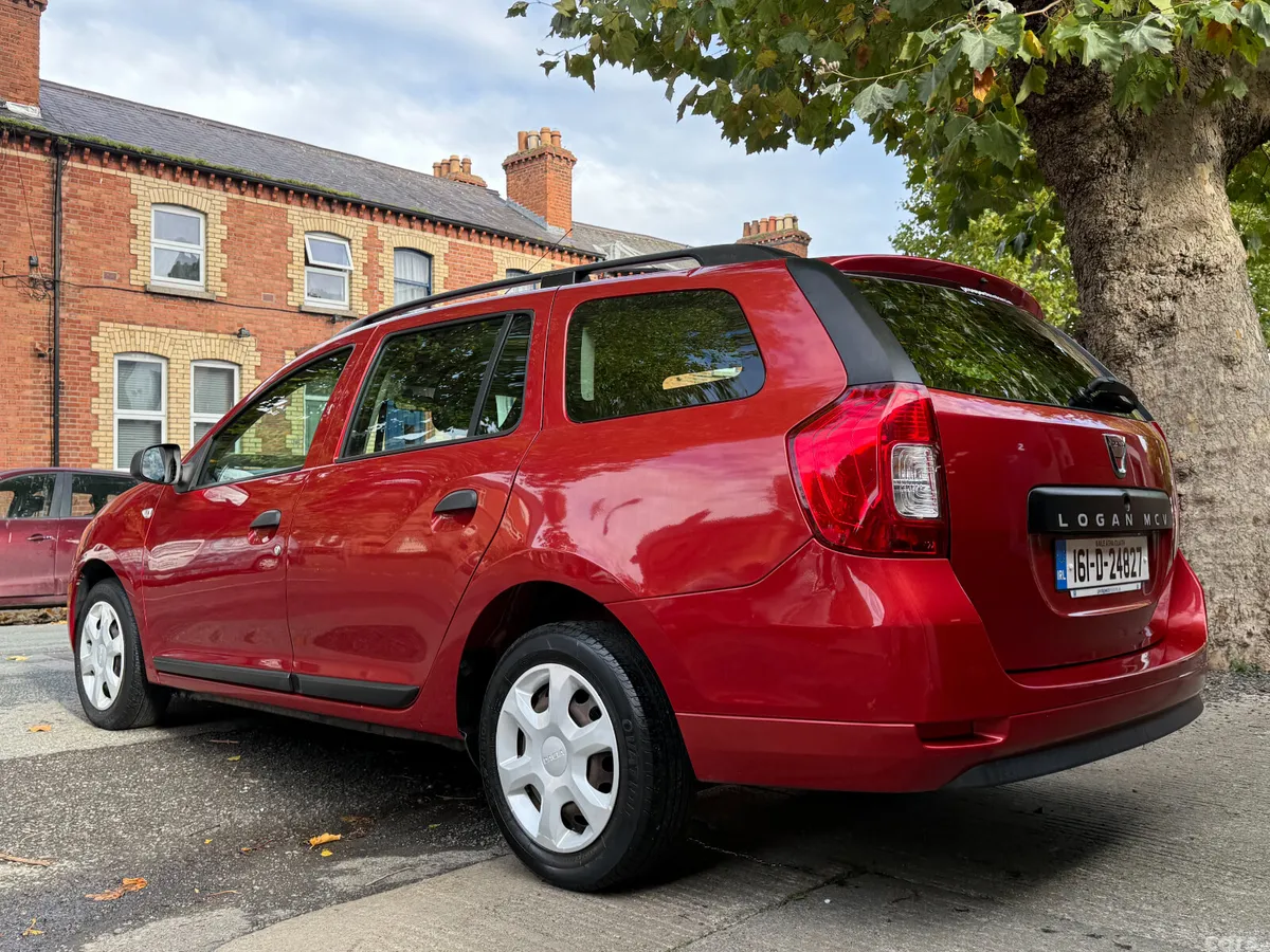 Dacia Logan Estate, Petrol, 2016, Red