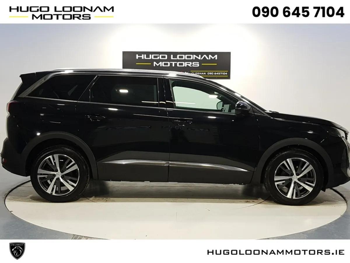 Peugeot 5008 MPV, Diesel, 2024, Black