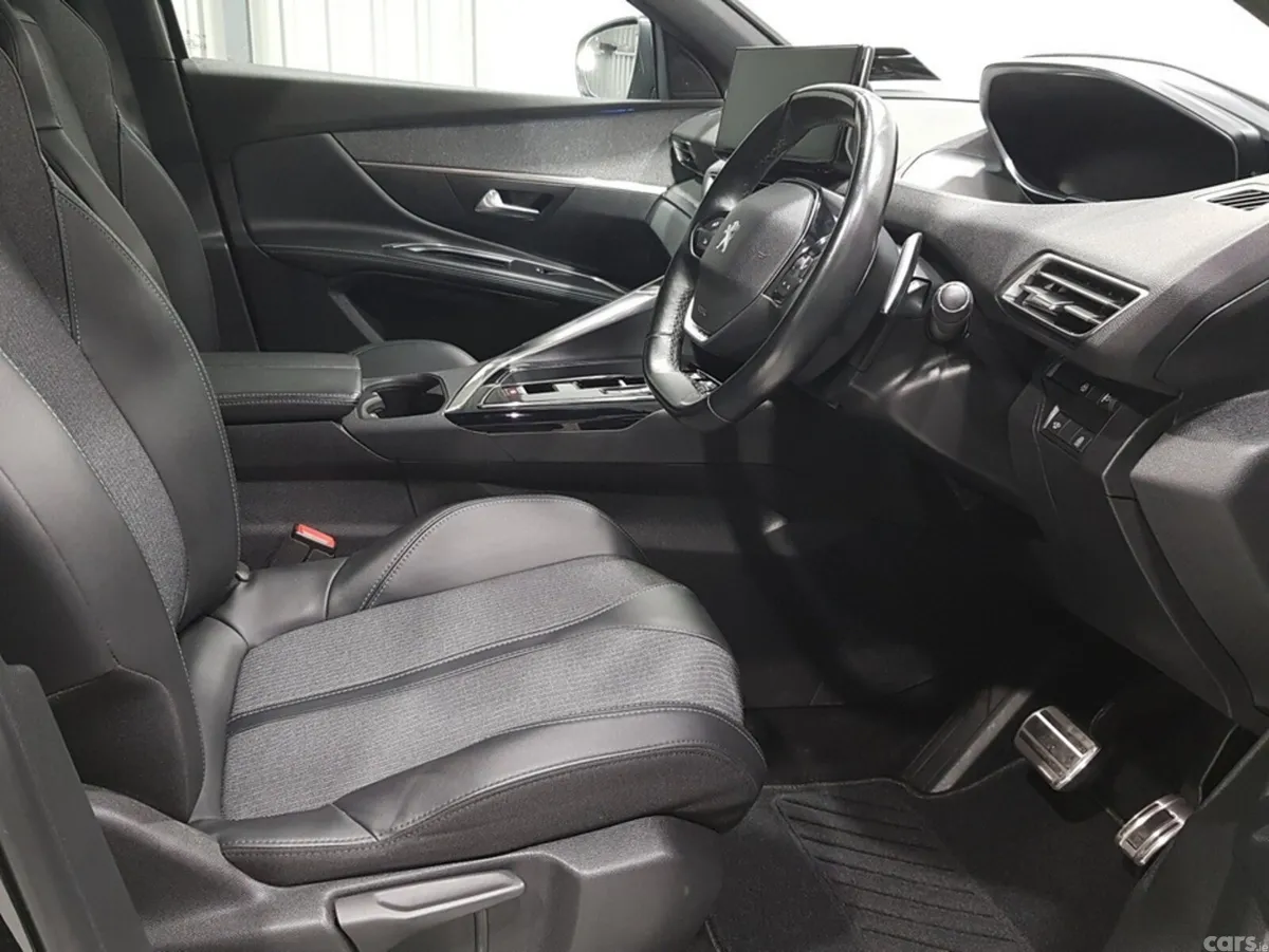 Peugeot 5008 MPV, Diesel, 2024, Black