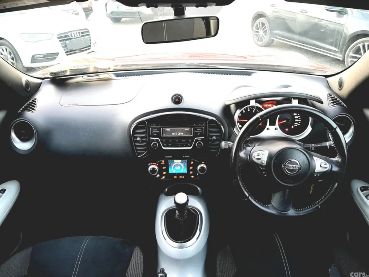 Nissan Juke MPV, Petrol, 2014, Red