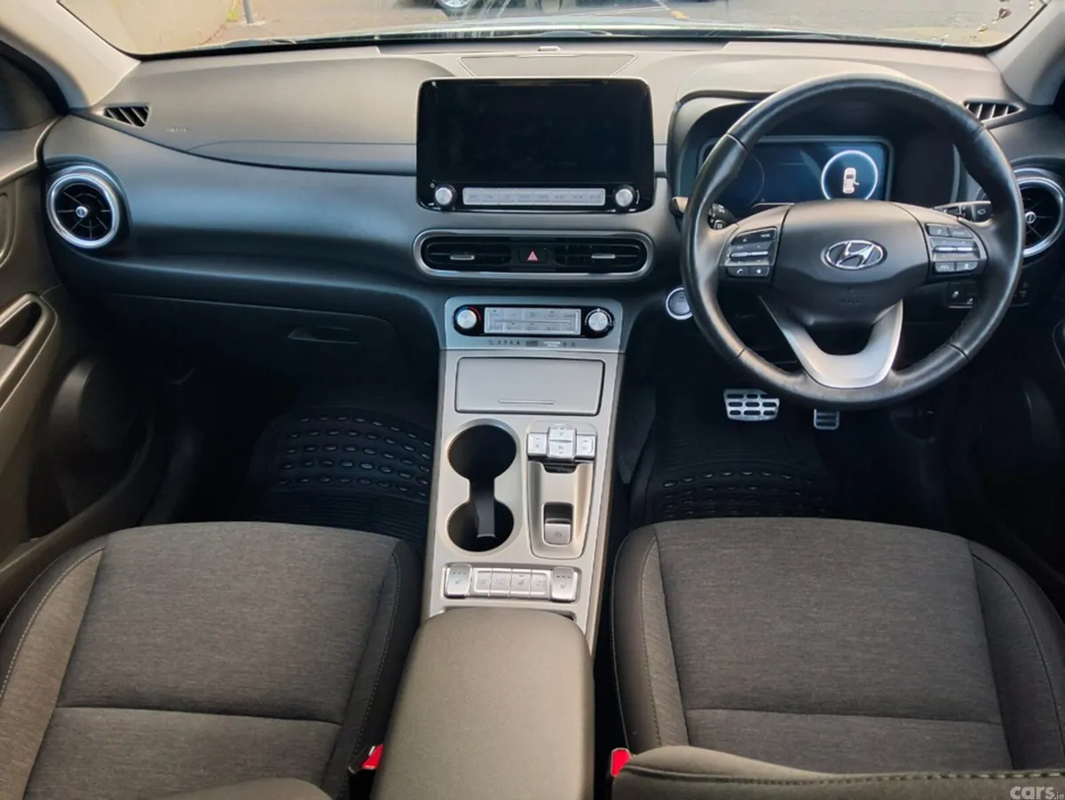Hyundai KONA SUV, Electric, 2023, Grey