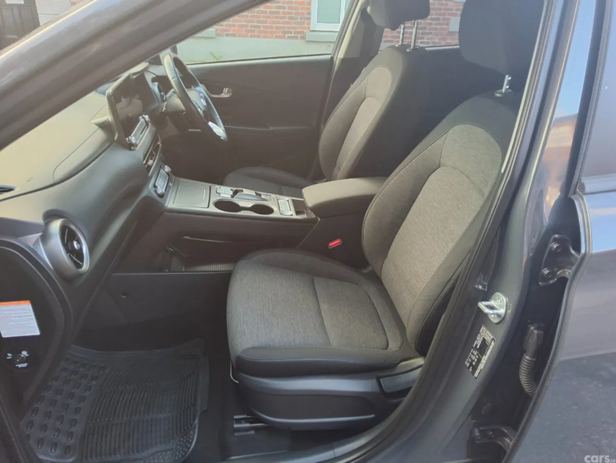 Hyundai KONA SUV, Electric, 2023, Grey