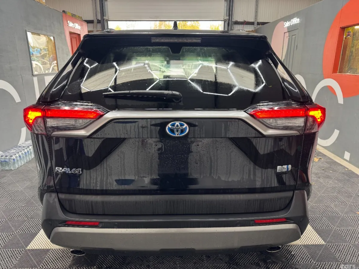 Toyota RAV4 SUV, Petrol Hybrid, 2024, Black