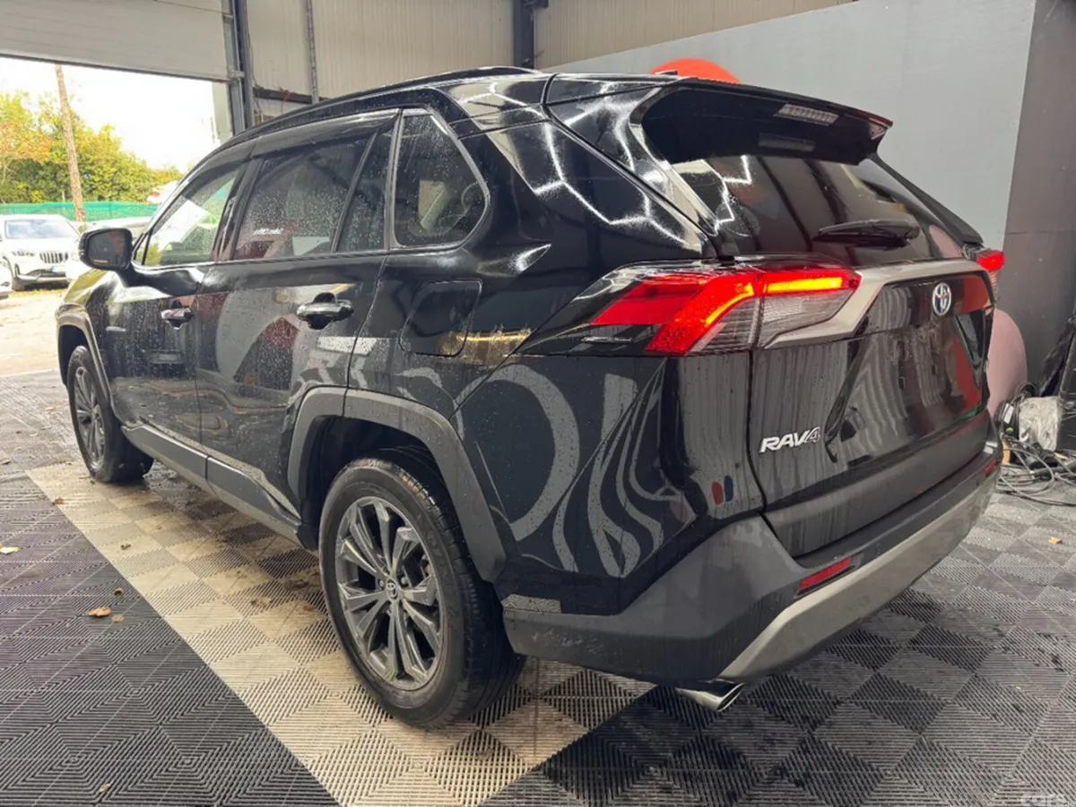 Toyota RAV4 SUV, Petrol Hybrid, 2024, Black