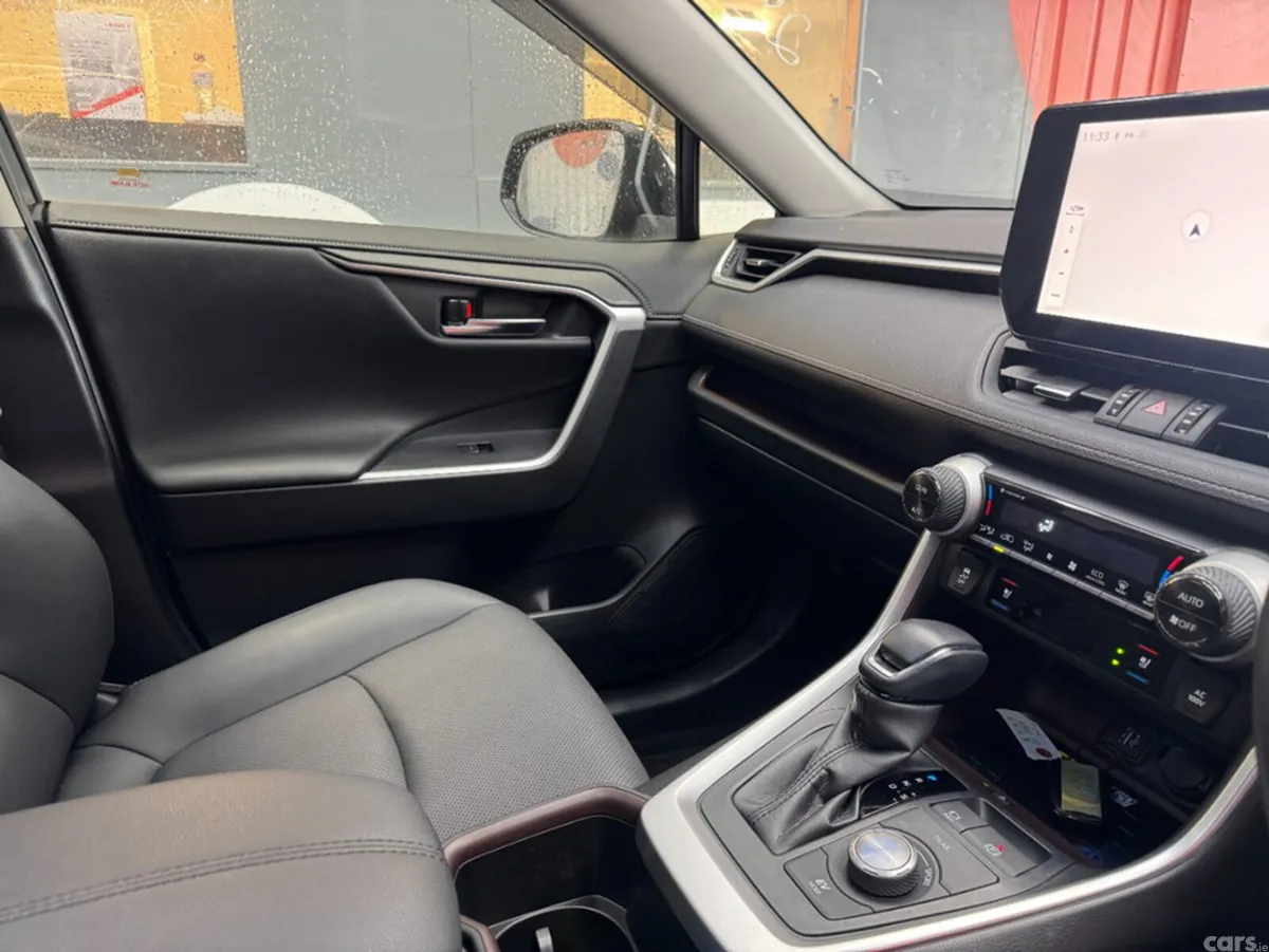 Toyota RAV4 SUV, Petrol Hybrid, 2024, Black