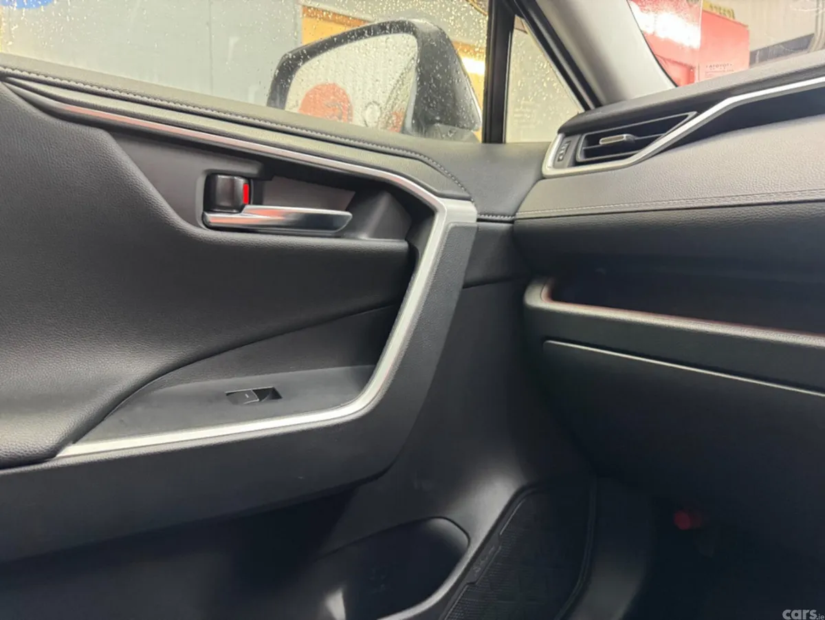 Toyota RAV4 SUV, Petrol Hybrid, 2024, Black