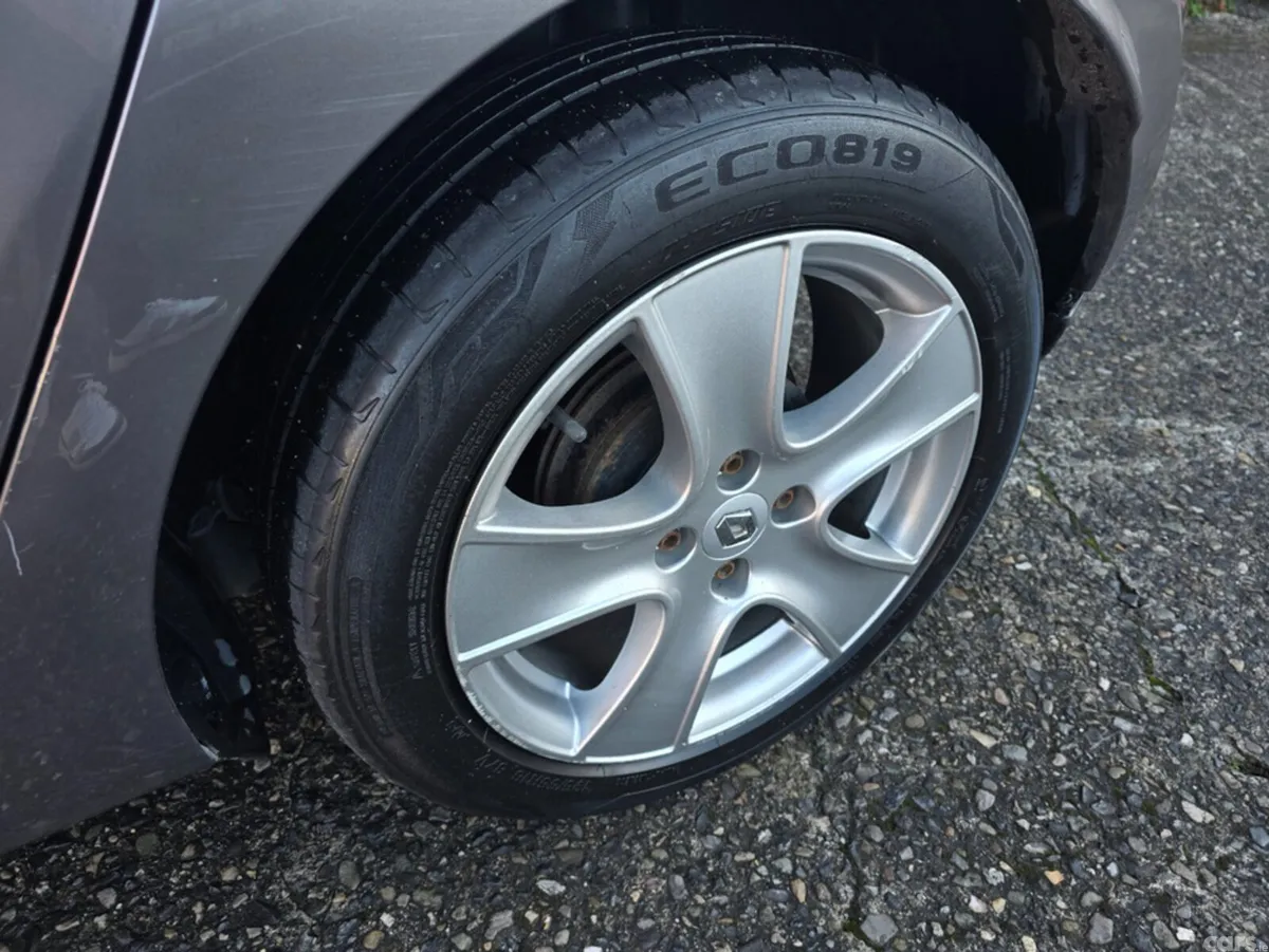 Renault Clio Hatchback, Petrol, 2016, Grey