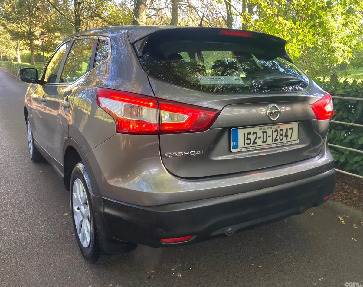 Nissan Qashqai Hatchback, Petrol, 2015, Grey