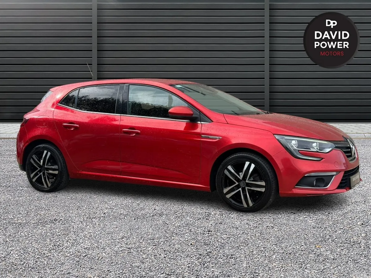Renault Megane Hatchback, Diesel, 2017, Red