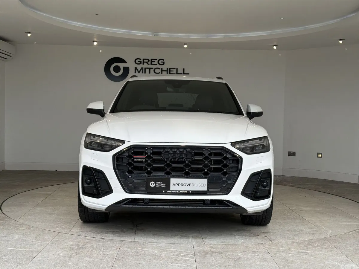 Audi Q5 SUV, Petrol Hybrid, 2023, White