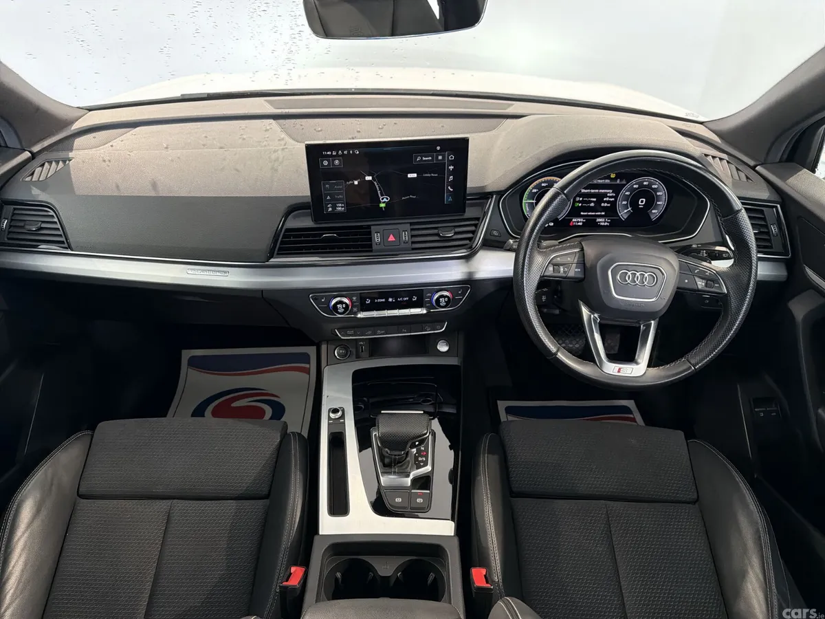 Audi Q5 SUV, Petrol Hybrid, 2023, White