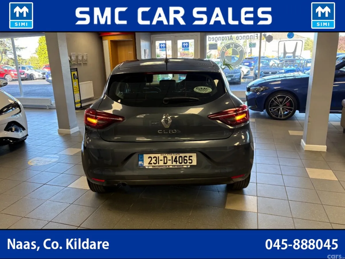 Renault Clio Hatchback, Petrol, 2023, Grey