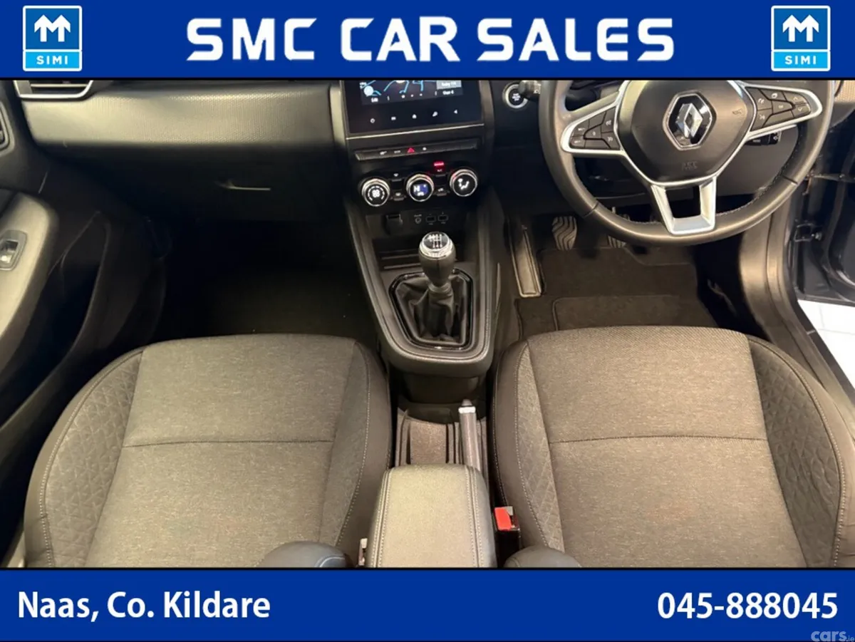 Renault Clio Hatchback, Petrol, 2023, Grey