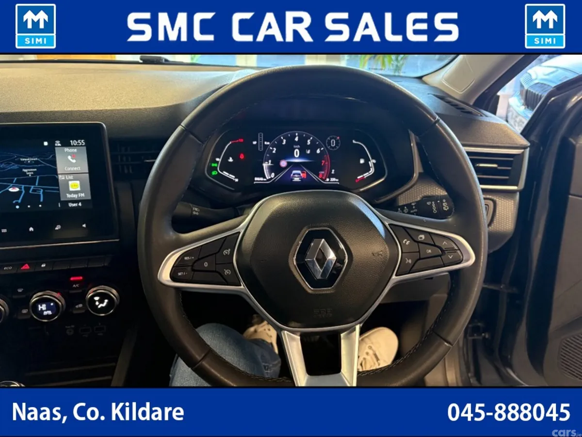 Renault Clio Hatchback, Petrol, 2023, Grey